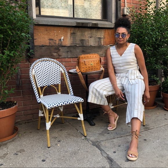 Meet your Posher, Nardina - Picture 1 of 1